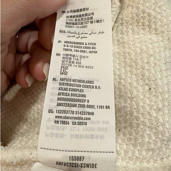 Abercrombie & Fitch Sherpa Pullover Womens Size S 1/4 Zip Cream Ivory Sweatshirt - Picture 8 of 9